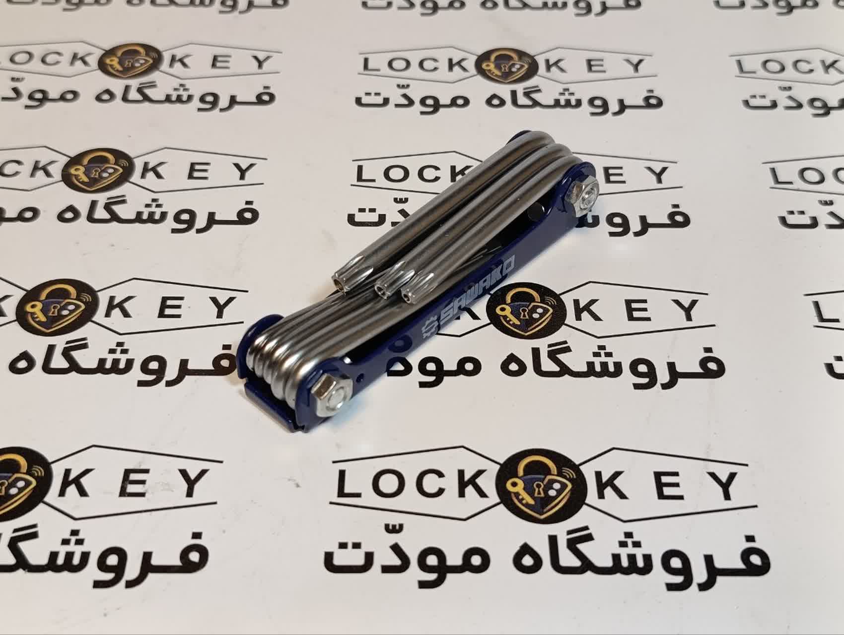 آلن تاشوي ستاره اي ساواکو